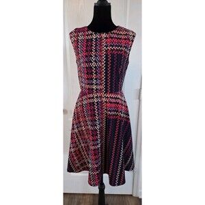 Donna Morgan sleeveless midi dress w/geometric plaid pattern on navy base-Size 4
